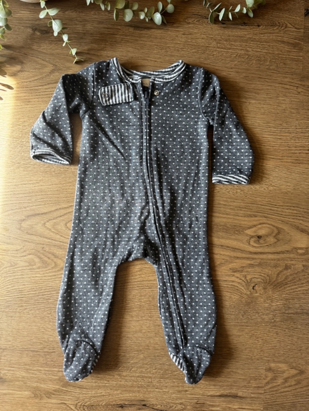 Miki Miette Baby Footed Sleeper Gray Polka Dot Zip One Piece Pajama